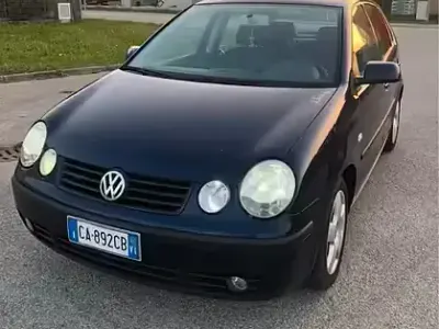 Usata VW Polo 75 CV (55 kW) 2002 Blu Berlina