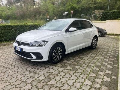 Usata VW Polo Edition 95 CV (69 kW) 2024 Pure white Utilitaria
