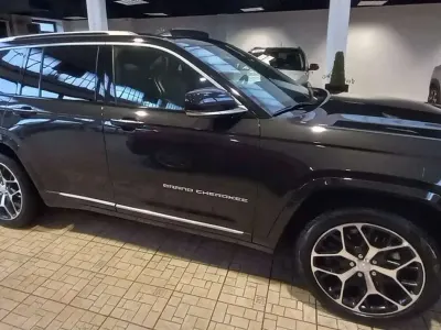 Usata Jeep Grand Cherokee Summit 272 CV (200 kW) 2023 Nero SUV
