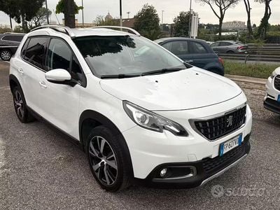 Używany Peugeot 2008 Allure 102 KM (75 kW) 2018 Biały SUV
