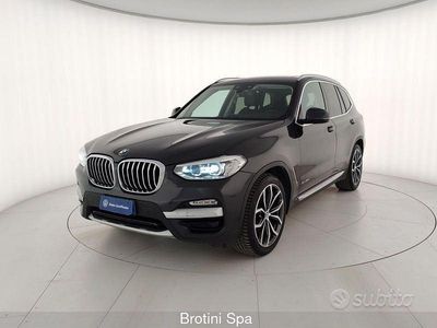 Usata BMW X3 Luxury Line 190 CV (139 kW) 2018 Grigio metallizzato SUV