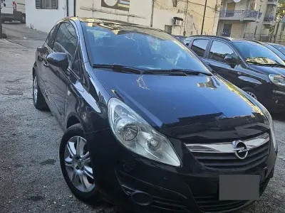 Usata Opel Corsa Enjoy 75 CV (55 kW) 2007 Nero Utilitaria