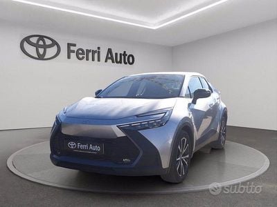 Usata Toyota C-HR Trend 223 CV (164 kW) 2024 Grigio SUV