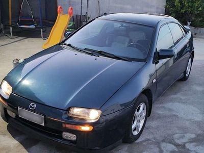 usata Mazda 323F 323Lantis