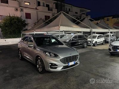 Usata Ford Kuga ST-Line X 120 CV (88 kW) 2022 Grigio SUV
