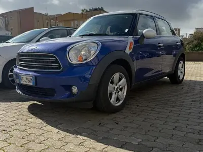 Usata Mini Cooper D Countryman 111 CV (81 kW) 2016 Bluazzurro SUV