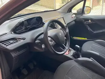 Usata Peugeot 208