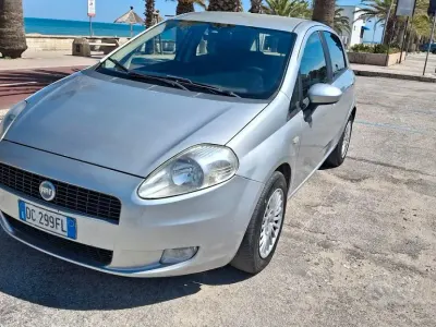 Usata Fiat Grande Punto 65 CV (47 kW) 2006 Grigio Utilitaria