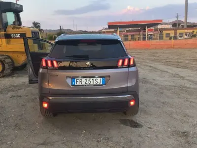 Usata Peugeot 3008 Allure 131 CV (96 kW) 2018 Grigio SUV