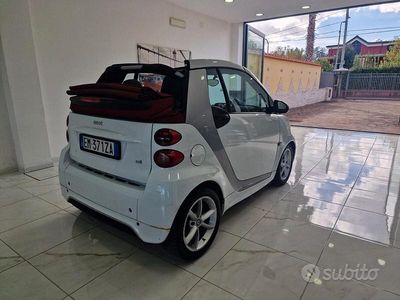 Usata Smart ForTwo Cabrio Pulse 54 CV (39 kW) 2012 Bianco Cabrio