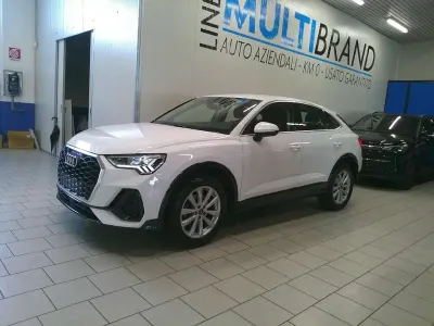 Usata Audi Q3 150 CV (110 kW) 2021 Bianco metallizzato SUV