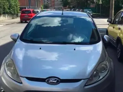Usata Ford Fiesta 73 CV (53 kW) 2009 Berlina