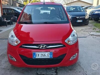 Usata Hyundai i10 69 CV (50 kW) 2011 Rosso Utilitaria