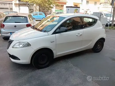 Usata Lancia Ypsilon