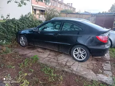 Usata Mercedes C220 143 CV (105 kW) 2003 Nero Coupé
