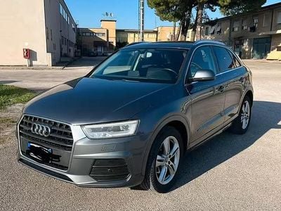 Usata Audi Q3 150 CV (110 kW) 2015 Grigio SUV