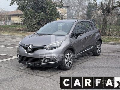 Usata Renault Captur Zen 90 CV (66 kW) 2016 Grigio SUV