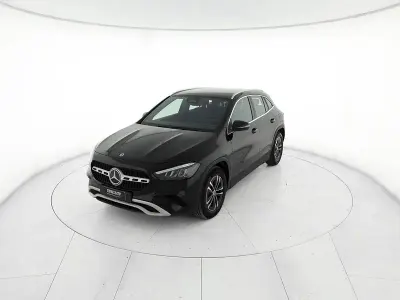 Usata Mercedes GLA180 Executive 116 CV (85 kW) 2024 Nero SUV