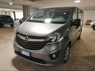 usata Opel Vivaro b