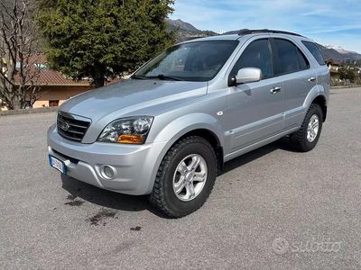 Second-hand Kia Sorento EX 170 CP (125 kW) 2009 Gri SUV
