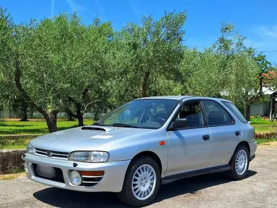 Usata Subaru Impreza GT 211 CV (155 kW) 1996 Argento Station wagon