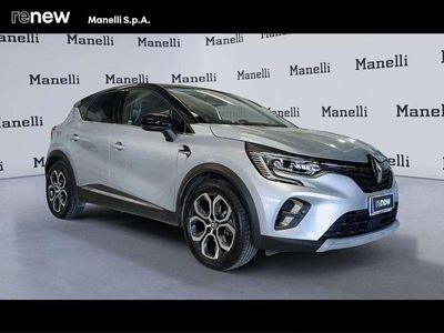 Usata Renault Captur Techno 145 CV (106 kW) 2023 Grigio chiaro SUV