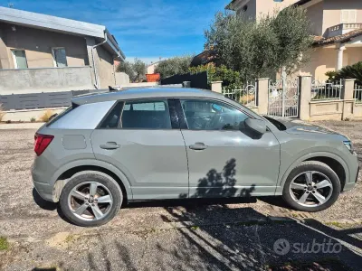 Usata Audi Q2 116 CV (85 kW) 2018 Grigio SUV