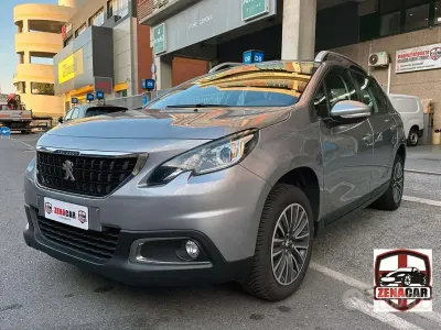 Usata Peugeot 2008 Active 83 CV (61 kW) 2019 Grigio SUV