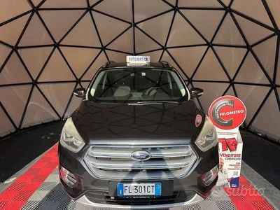 Usata Ford Kuga S 120 CV (88 kW) 2017 Grigio SUV