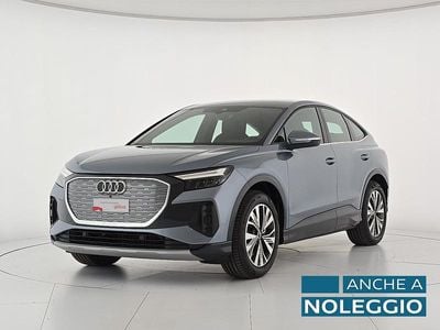 Begagnad Audi Q4 Sportback e-tron Advanced Plus 210 kW (286 HK) 2025 Blå SUV