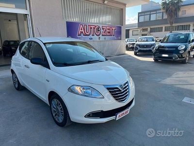 Usata Lancia Ypsilon S 69 CV (50 kW) 2012 Bianco Utilitaria