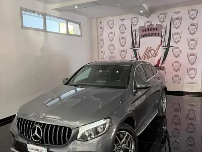 Usata Mercedes GLC250 Premium 204 CV (150 kW) 2018 Grigio SUV
