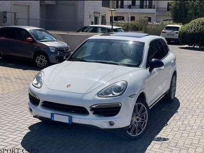 Usata Porsche Cayenne 250 CV (183 kW) 2013 Bianco SUV