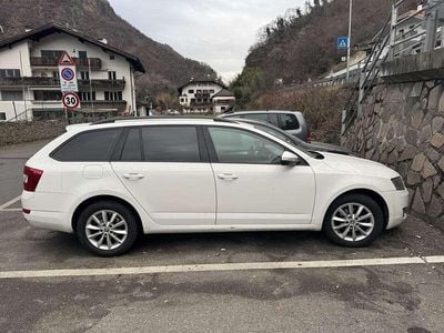 Bianco Usata 2015 Skoda Octavia GreenLine Station wagon | 7900 € (Cara)