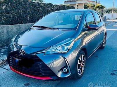 Usata Toyota Yaris Business Edition 2018 Grigio Berlina