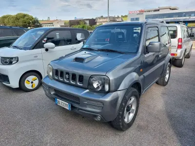 Second-hand Suzuki Jimny 86 CP (63 kW) 2007 Gri SUV