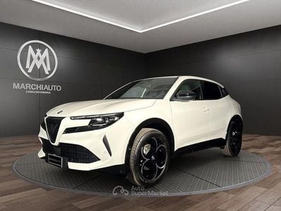Nuova Alfa Romeo Junior Ti 136 CV (100 kW) 2026 Bianco SUV