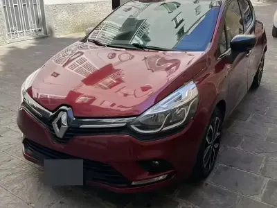 Usata Renault Clio IV 75 CV (55 kW) 2018 Rosso Berlina