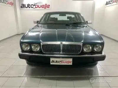Usata Jaguar XJ 211 CV (155 kW) 1994 Verde Berlina