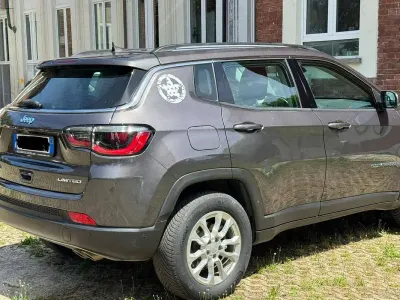 Usata Jeep Compass Limited 190 CV (139 kW) 2020 Grigio SUV