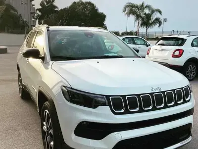 Usata Jeep Compass Limited 131 CV (96 kW) 2022 SUV