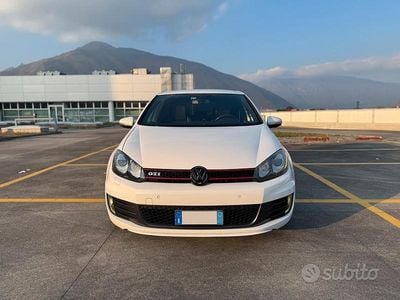 Usata VW Golf VI GTI 211 CV (155 kW) 2011 Bianco Utilitaria