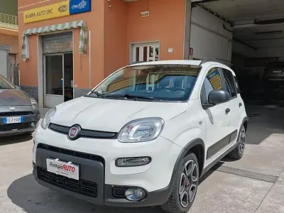 Gebraucht Fiat Panda City Life 69 PS (50 kW) 2021 Weiß Kleinwagen