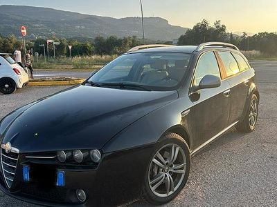 Usata Alfa Romeo 159 170 CV (125 kW) 2010 Nero Station wagon