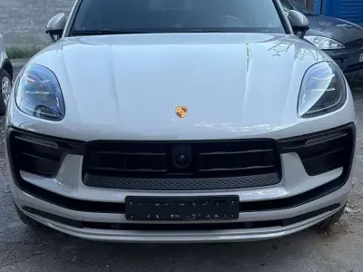 Usata Porsche Macan 265 CV (194 kW) 2023 Grigio SUV
