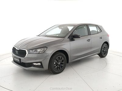 Graphite grey Nuova 2025 Skoda Fabia Utilitaria | 18.800 € (Buon prezzo)