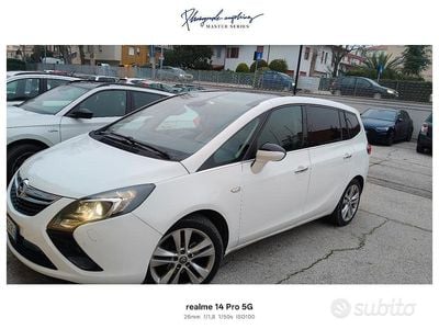 Usata Opel Zafira Tourer 130 CV (95 kW) 2012 Bianco Monovolume