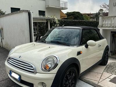 Usata Mini Cooper Cabriolet 122 CV (89 kW) 2009 Bianco Cabrio