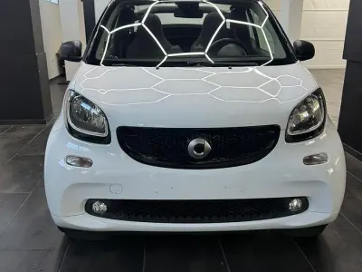 Usata Smart ForTwo Cabrio Passion 90 CV (66 kW) 2019 Bianco Cabrio