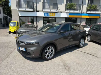 Usata Alfa Romeo Tonale Super 131 CV (96 kW) 2023 Grigio SUV